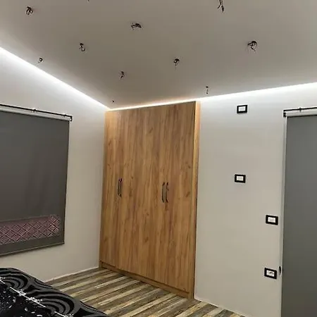 “the Sea Breeze”, House Hamallaj * Durrës