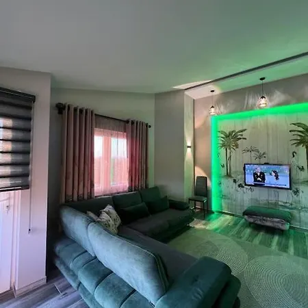 아파트 “the Sea Breeze”, House Hamallaj